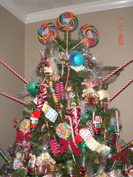 candy christmas tree finally finished 011
